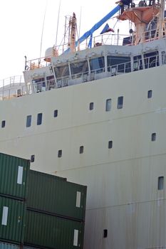 carry containers to quay in the wearing of Fos-sur-Mer beside Marseille to charge its cargo.