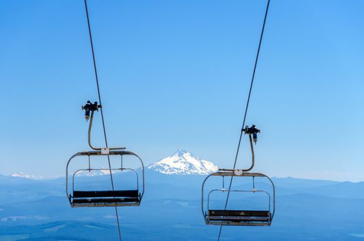 Chairlift with Mount Jefferson in the background