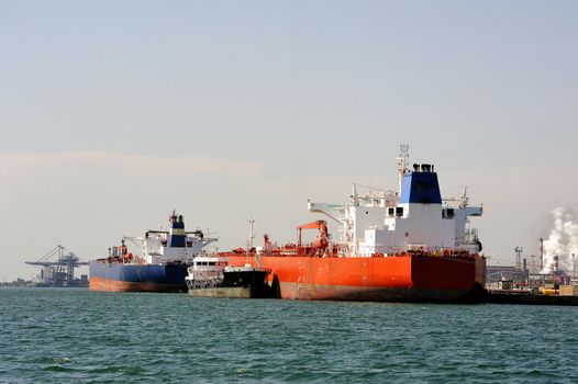 quay tanker to discharge its cargo in France with the wearing of Fos-sur-Mer beside Marseille