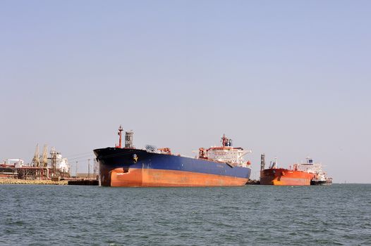 quay tanker to discharge its cargo in France with the wearing of Fos-sur-Mer beside Marseille