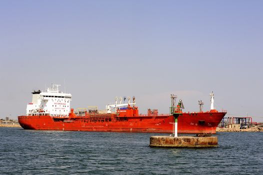 quay tanker to discharge its cargo in France with the wearing of Fos-sur-Mer beside Marseille