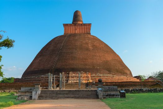 Jethawanaramaya or Jetavanarama dagoba (stupa). Anuradhapura, Sri Lanka