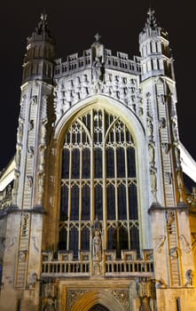 The historic Bath Abbey at night.