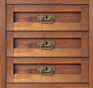 Detail of the old commode - dampers