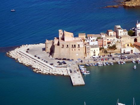 A zoom over the castle of Castellammare del Golfo.