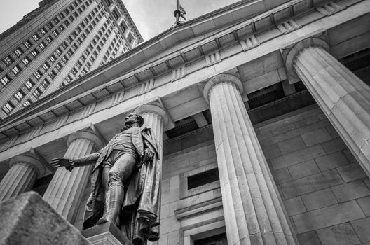 Facade of the Federal Hall with Washington Statue on the front, Manhattan, New York City