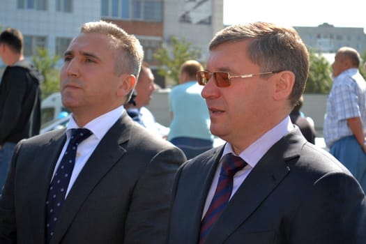 The governor of the Tyumen region Vladimir Yakushev at official opening of a new traffic intersection on Melnikayte St., Tyumen. 22.08.2013