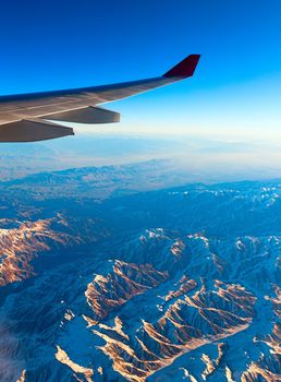 Air travel over the mountains