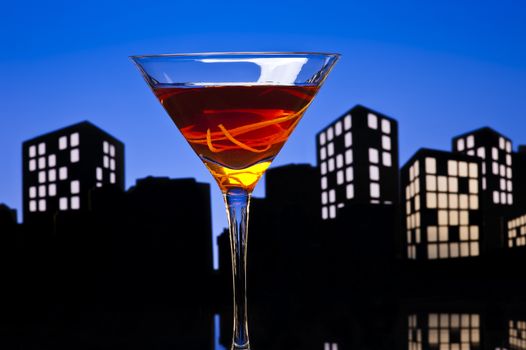 A Manhattan is a cocktail made with whiskey, sweet vermouth, and bitters. Whiskeys used are rye (the traditional choice), Canadian whisky, bourbon, blended whiskey and Tennessee whiskey.