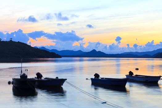 Sunrise boats