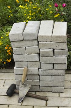 Paving stones in a pile, for the repair of the pavement