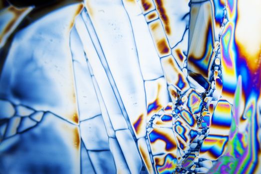 Micro Crystals in polarized Light