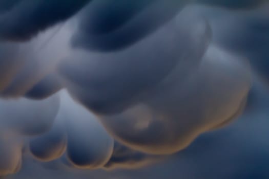 The mamma type of vertical extention clouds: woman bosom's form. Arctic Kara Sea
