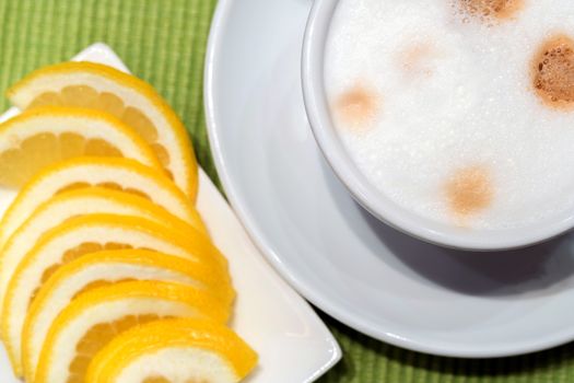 Hot Latte with lime slide