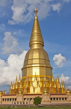 Wat Phra Bat Huai Tom. Places of worship Buddha Relics Pagoda.