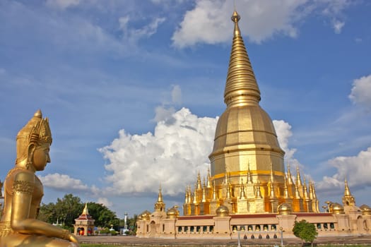 Wat Phra Bat Huai Tom. Places of worship Buddha Relics Pagoda.