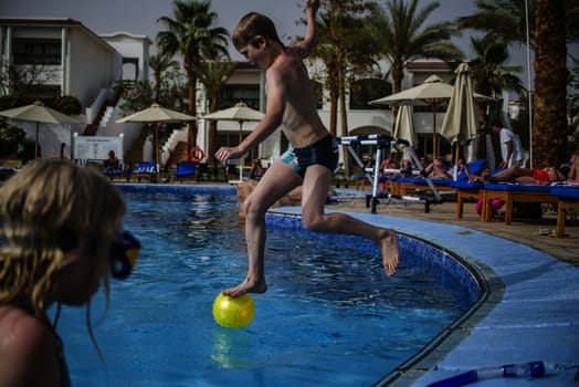 The picture is shot by the pool at Hotel Hilton Sharm Dreams in Egypt a day in April 2013