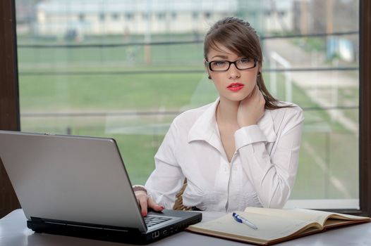 bussineswoman with laptop 