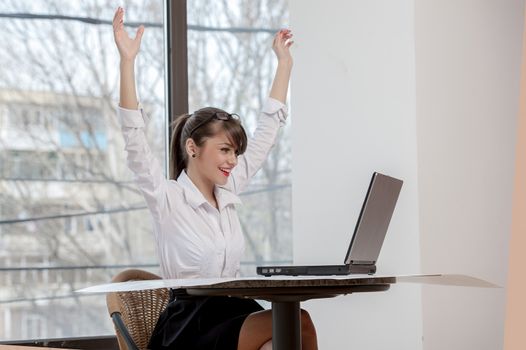 bussineswoman with laptop 