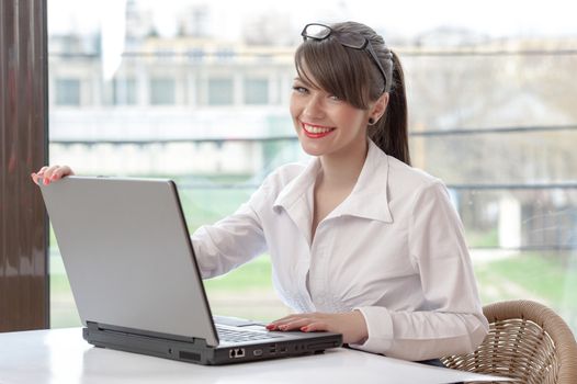 bussineswoman with laptop 