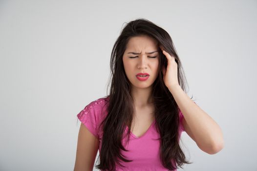 viral headache in women