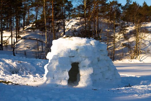 igloo constructed by the hands for spending the night