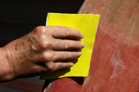 Restore an Old Skateboard with a Yellow Sandpaper