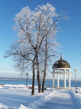 Rotunda in Petrozavodsk. Embankment of Onega Sea. 