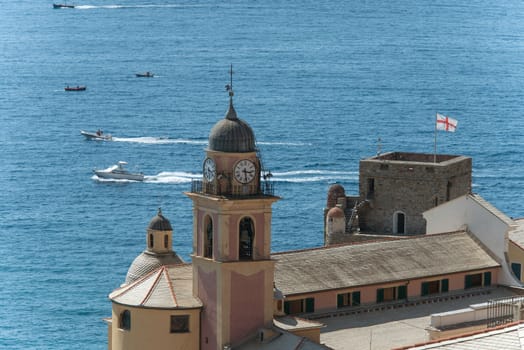 some mooring pleasure browsing around Camogli