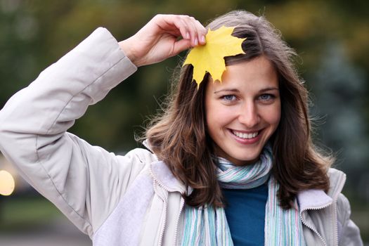 Closeup portrait of a happy young woman smiling