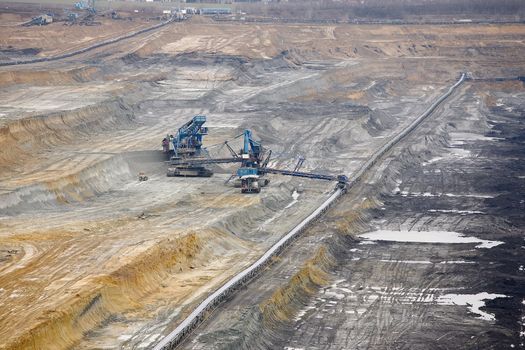 Open pit mining of coal