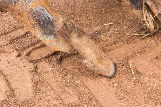 Ripper of tracks sugarcane harvester.