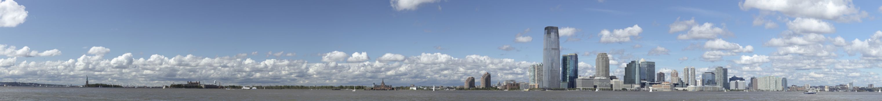 New Jersey panorama, Statue of Liberty and river Hudson HiRes