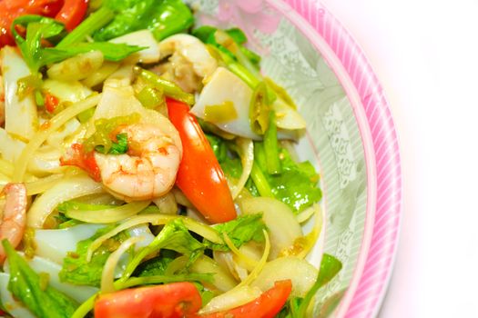 Seafood salad is very delicious.