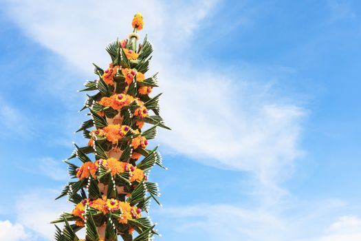 flower garland and sky