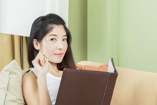 Asian young business woman working