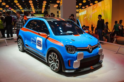 FRANKFURT - SEPT 21: RENAULT TWIN-RUN CONCEPT CAR presented as world premiere at the 65th IAA (Internationale Automobil Ausstellung) on September 21, 2013 in Frankfurt, Germany