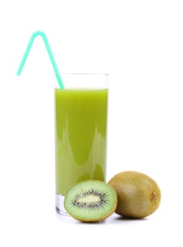Kiwi juice and two kiwi cut and whole.