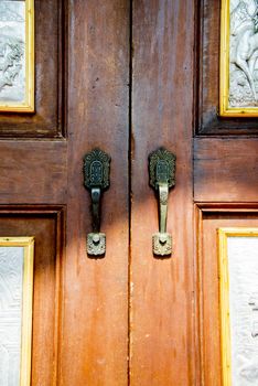 Door handle in church