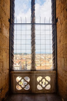 View out of an old window, looking down at Firenze