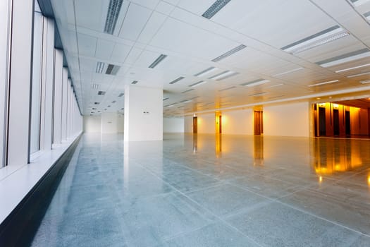 Large modern empty floor