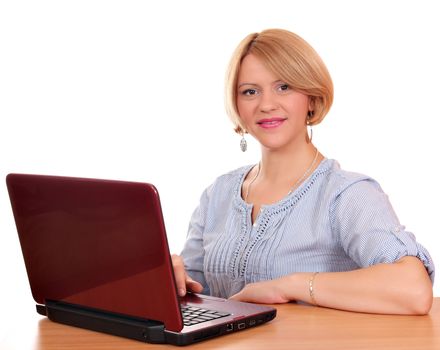 beautiful 30s woman with laptop