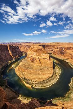 Vertical view of famous Horseshoe Bend, USA