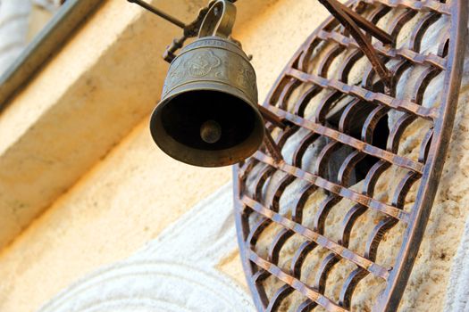 big bell on the house