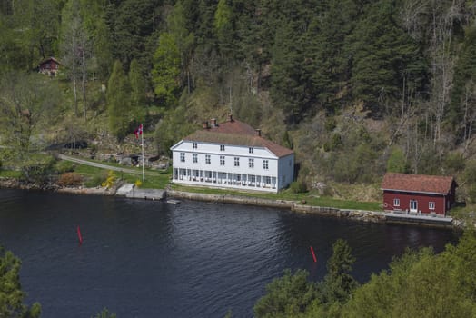 The house is located right on the waterfront at Ringdalsfjord in Halden, Norway