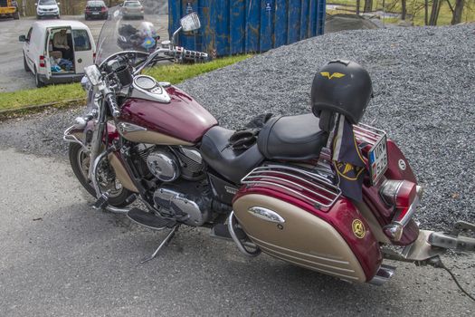 Every year in May there is a motorcycle meeting at Fredriksten fortress in Halden, Norway. In this photo Kawasaki with a trailer.