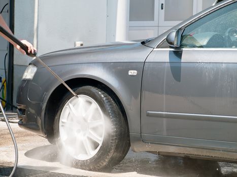 car washing with high pressure water jet