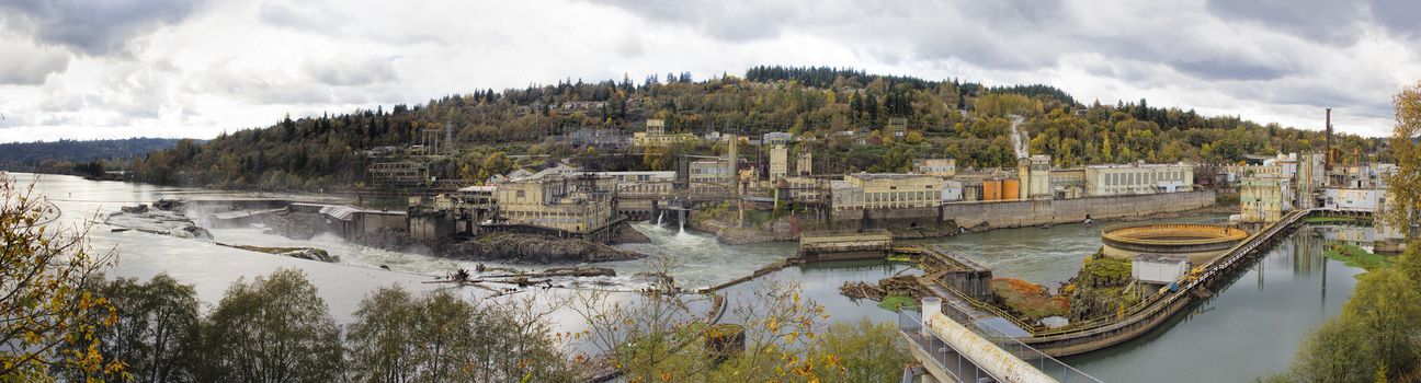 Hydro Power Plant at Willamette Falls Lock in Oregon City at Fall Season Panorama