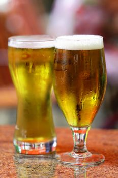 two glasses of fresh bier