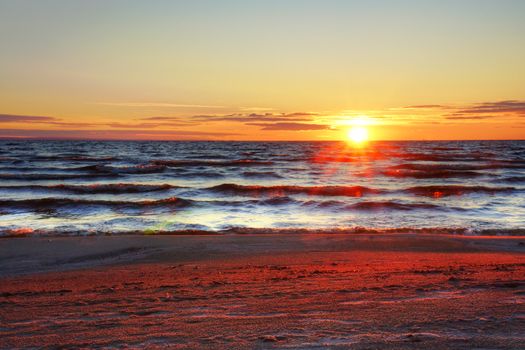 HDR landscape : beautiful sunset at the beach